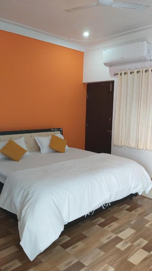 City And Palace View Guest House Udaipur Buitenkant foto