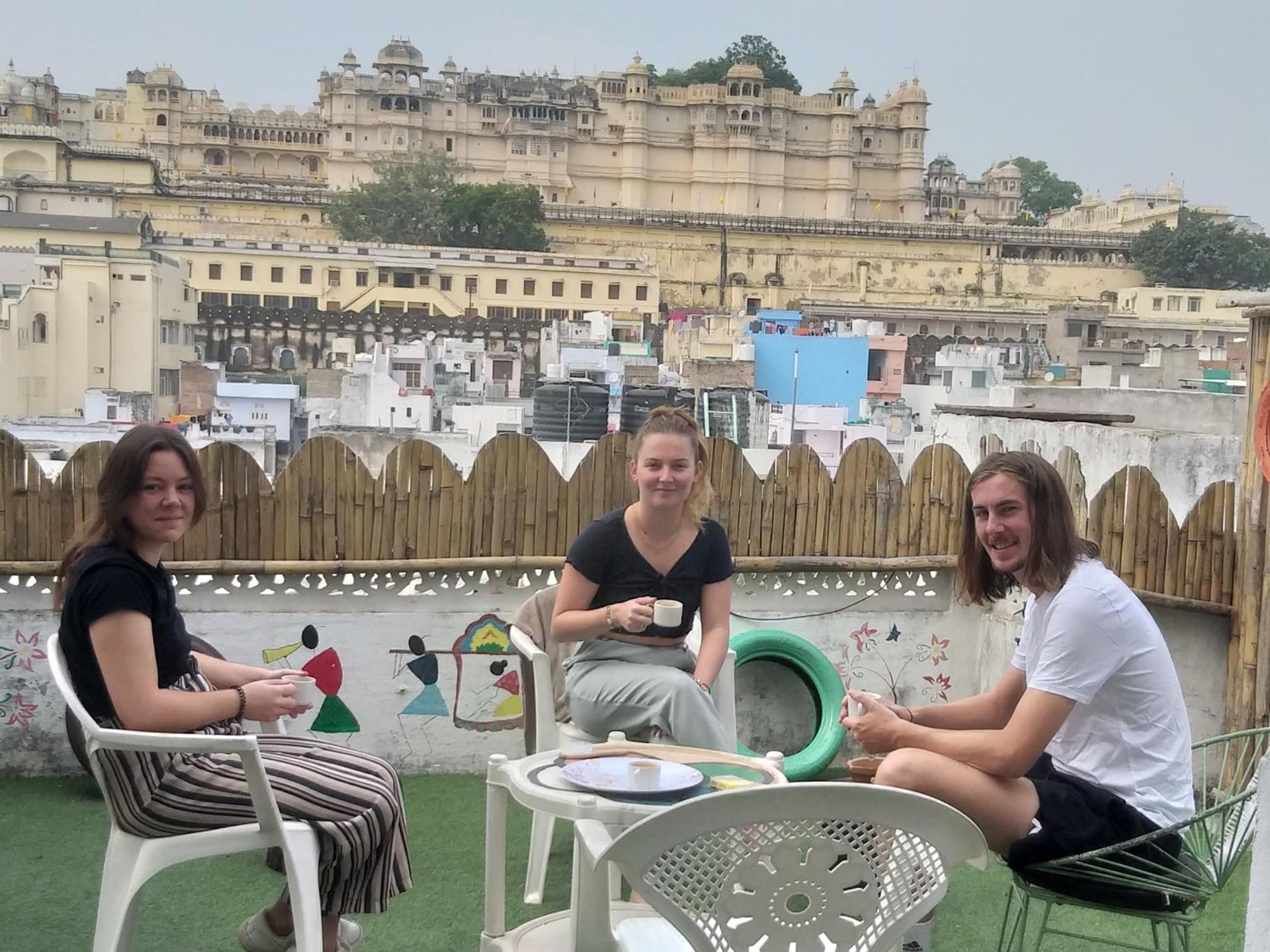 City And Palace View Guest House Udaipur Buitenkant foto
